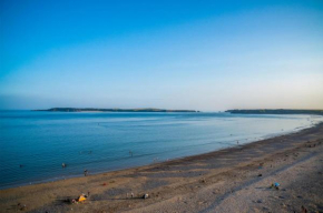 South Beach View - 2 Bedroom Apartment - Tenby